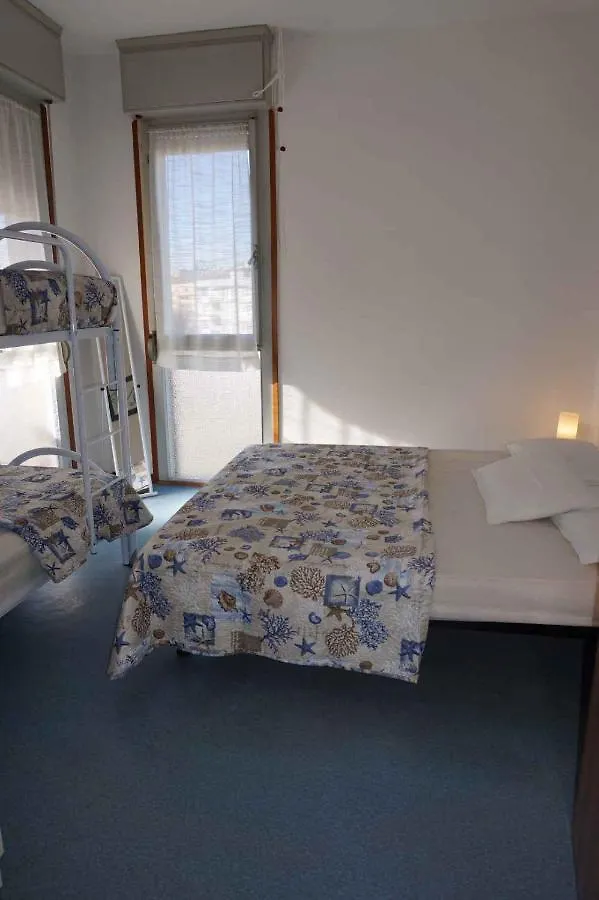 Studio In Porto Santa Margherita 40176